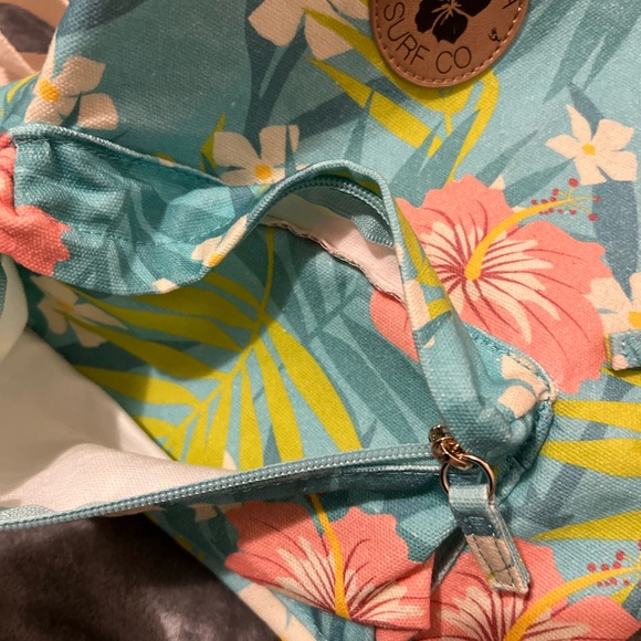 NWT Honolua Surf Company Tropic Like Its Hot Backpack